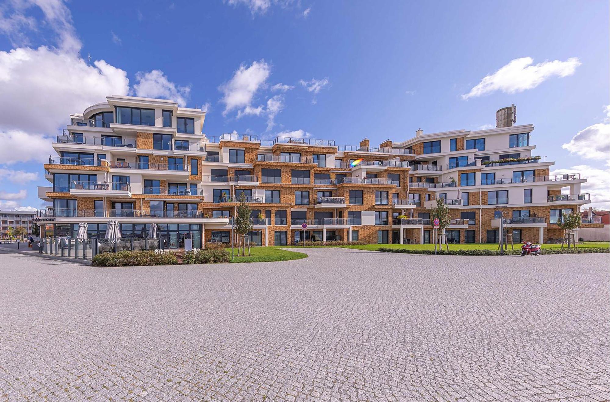 Atlantica - Apartment In Der Hafenresidenz Mit Wellness & Mueritzblick Waren  Exterior photo